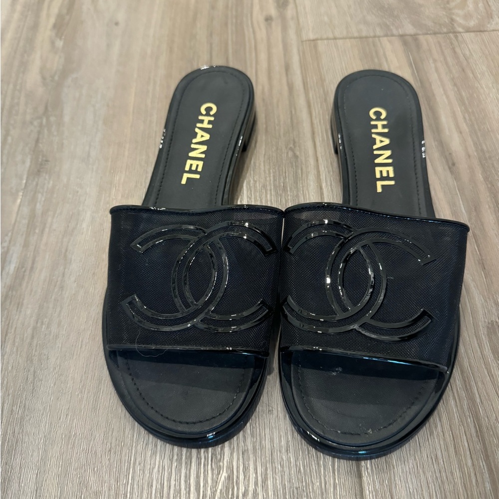Chanel sandals 38C black